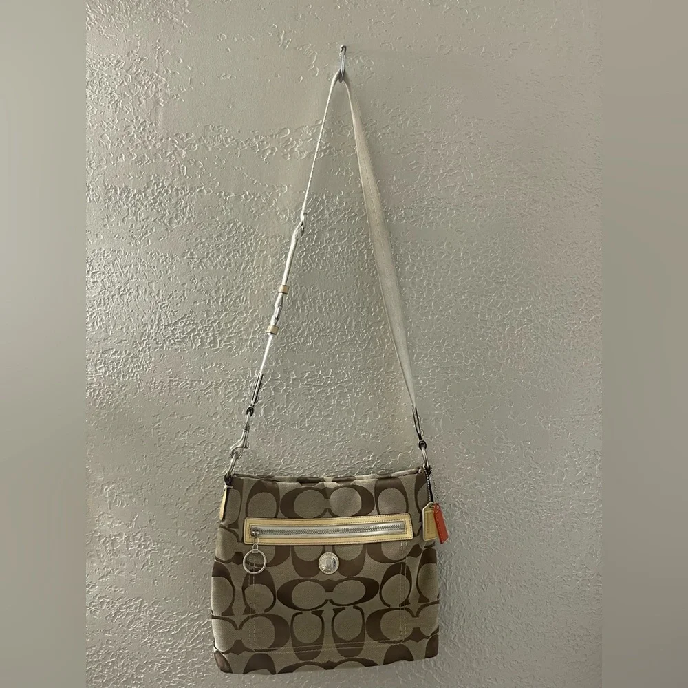 Coach Brown and Cream Crossbody Bag‎